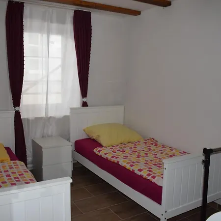 Firmen-Monteur Unterkunft Ferienwohnung Enzblick Vaihingen an der Enz Exterior foto