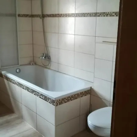 Firmen-Monteur Unterkunft Ferienwohnung Enzblick Vaihingen an der Enz Exterior foto